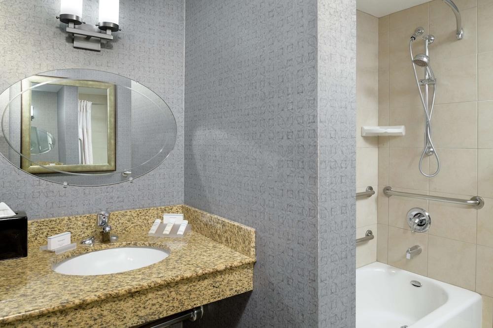 Hilton Garden Inn Phoenix North Happy Valley photo 3