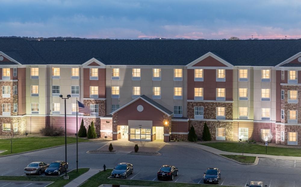 Homewood Suites by Hilton Cedar Rapids-North photo 2
