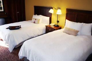 Hampton Inn Milwaukee/Brookfield photo 3