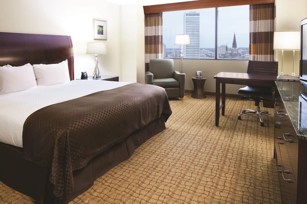 DoubleTree by Hilton Tulsa Downtown photo 2