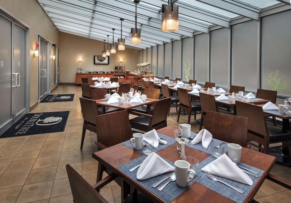 DoubleTree by Hilton New York City - Chelsea photo 2