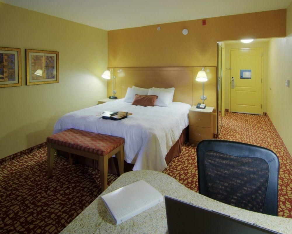 Hampton Inn & Suites Raleigh-Durham Airport-Brier Creek photo 1