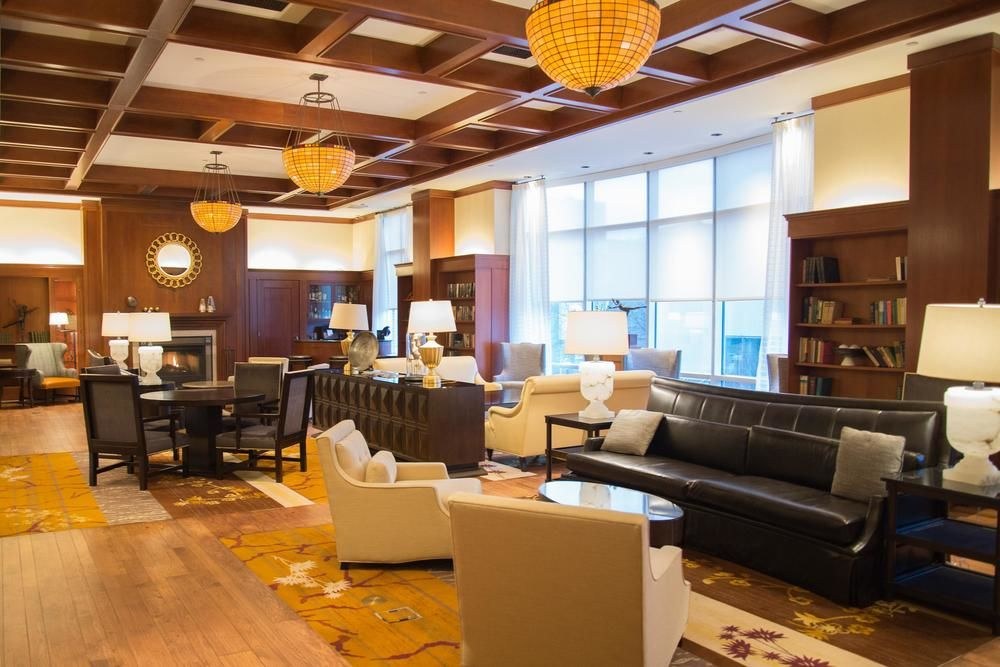 The Inn at Penn, a Hilton Hotel photo 1