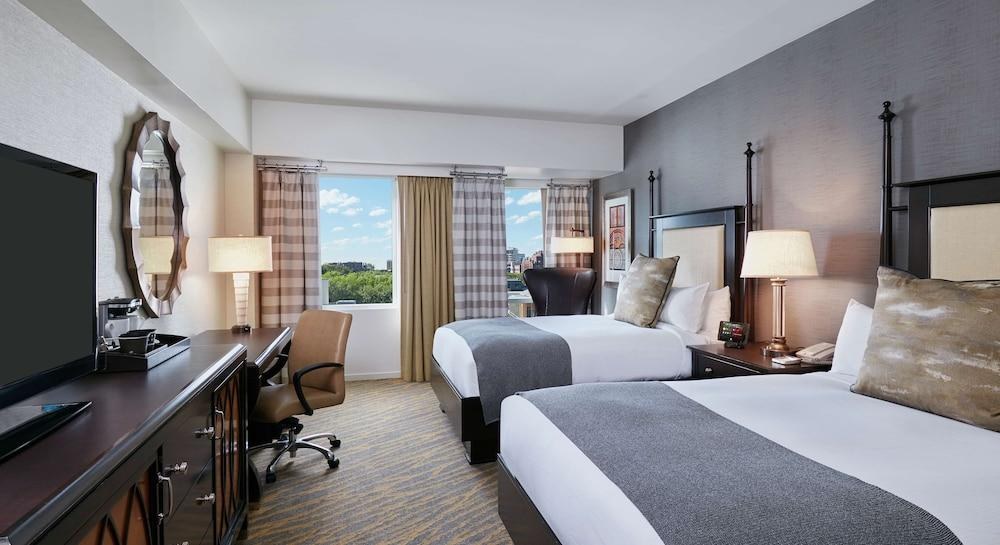 The Inn at Penn, a Hilton Hotel photo 3