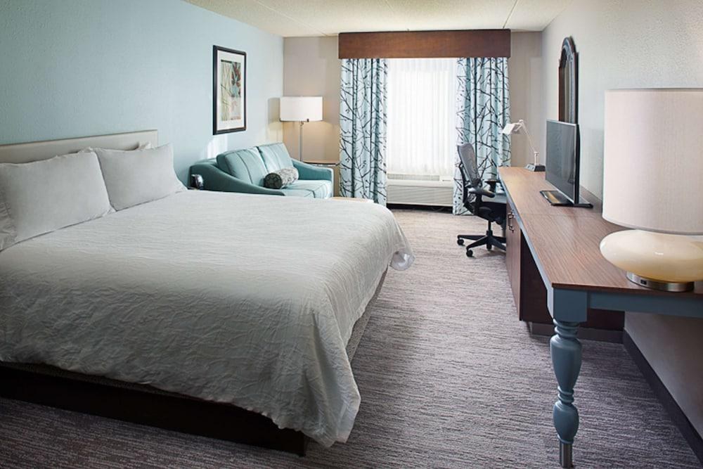 Hilton Garden Inn Albany Airport photo 2