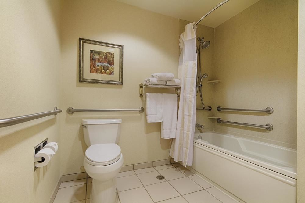 Hilton Garden Inn Las Vegas Strip South photo 1