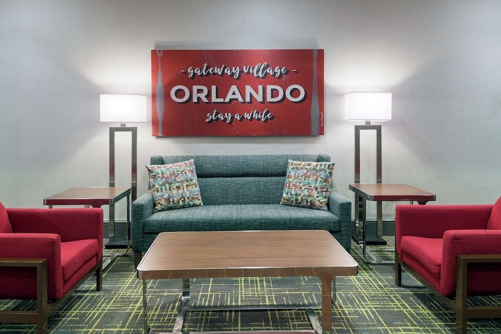 Hampton Inn & Suites Orlando Airport @ Gateway Village photo 4
