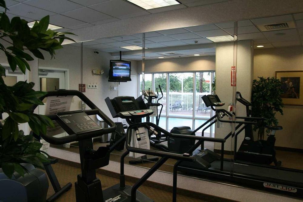 Hampton Inn Jacksonville East Regency Square photo 1