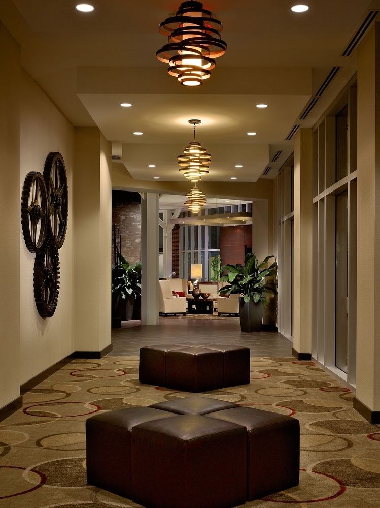 DoubleTree by Hilton Hotel & Suites Charleston Airport photo 1