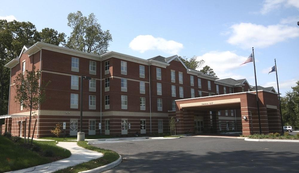 Hampton Inn & Suites Williamsburg Historic District photo 2