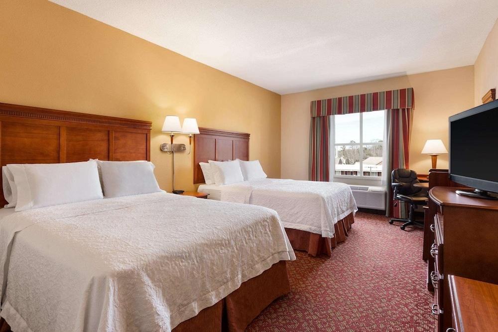 Hampton Inn & Suites Williamsburg Historic District photo 4
