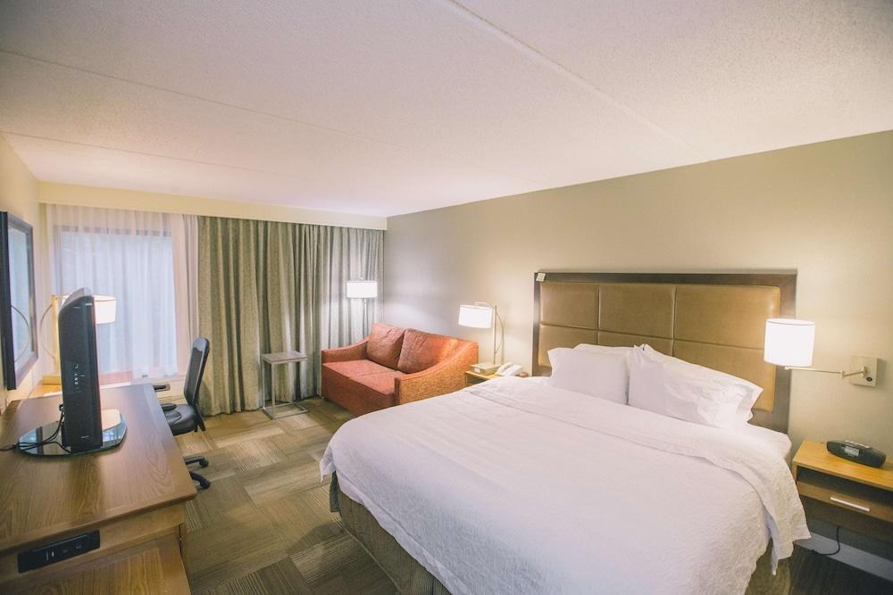 Hampton Inn Tallahassee-Central photo 4