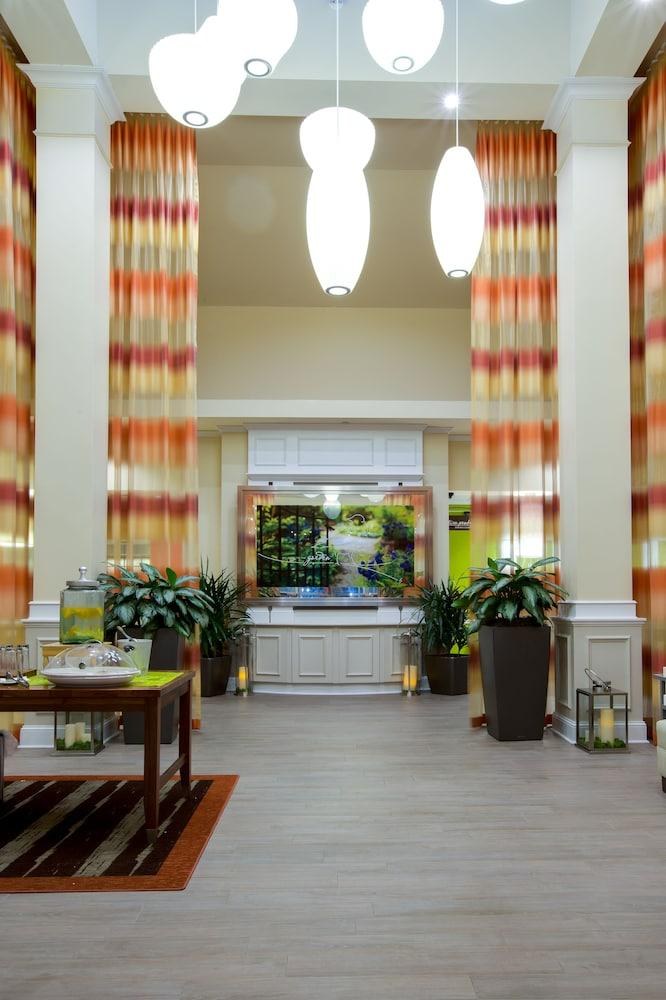 Hilton Garden Inn Charleston Airport photo 2