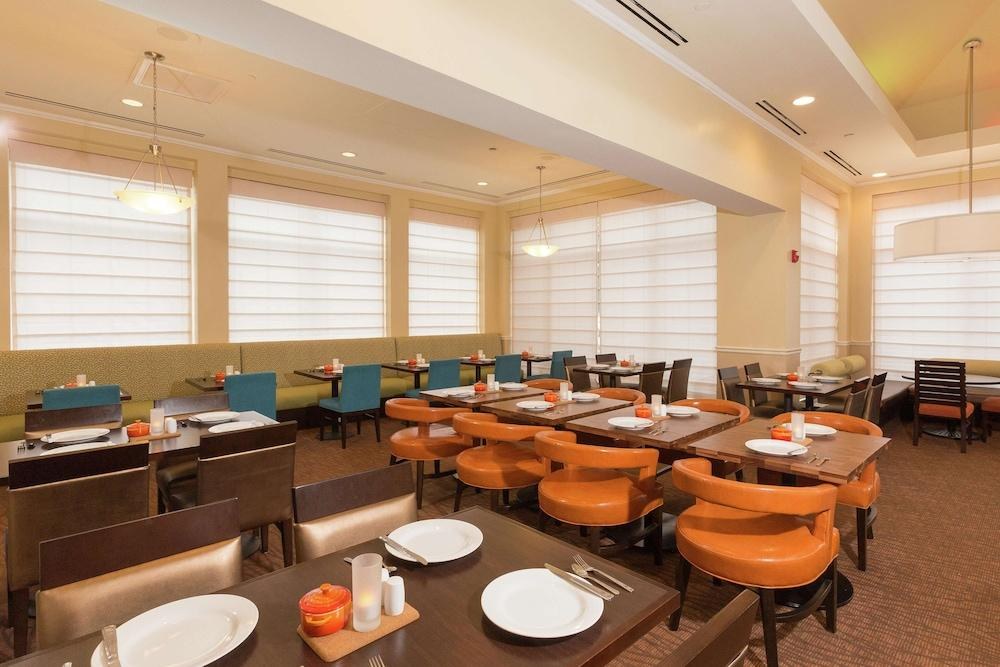 Hilton Garden Inn Jacksonville Airport photo 3