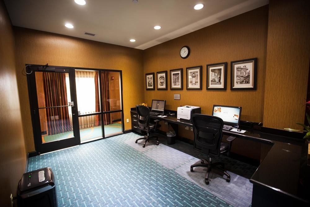 DoubleTree Suites by Hilton Bentonville