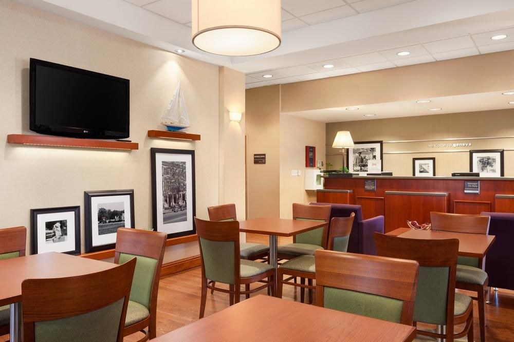 Hampton Inn Geneva photo 1