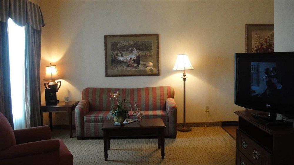 Homewood Suites by Hilton Amarillo photo 1