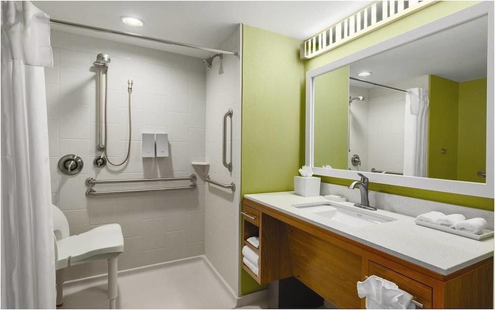 Home2 Suites by Hilton Charlotte I-77 South, NC photo 4