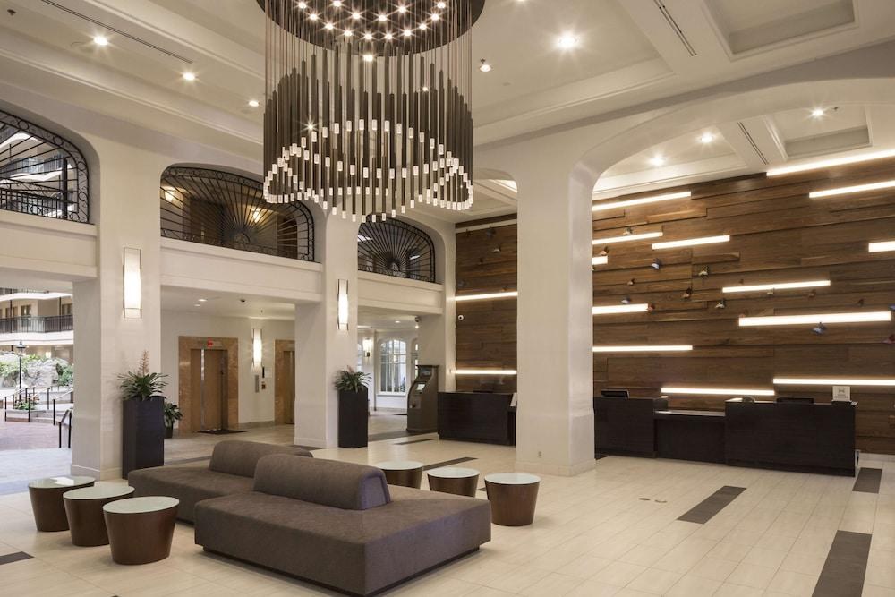 Embassy Suites by Hilton Anaheim North photo 2