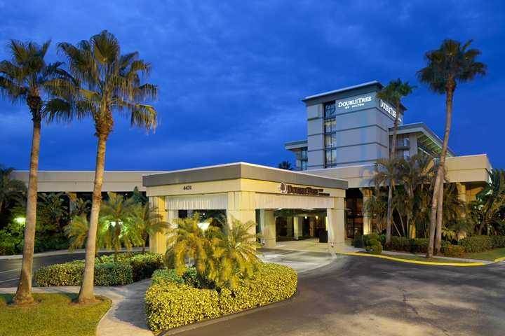 DoubleTree by Hilton Palm Beach Gardens