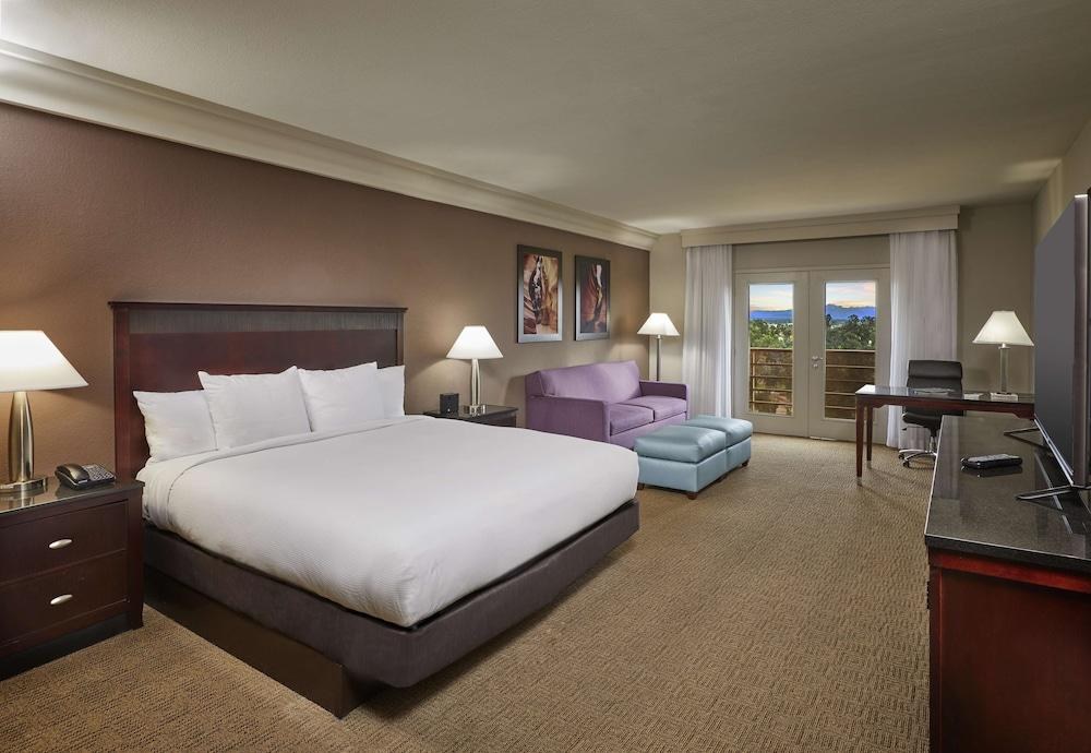 DoubleTree by Hilton Phoenix Mesa photo 3