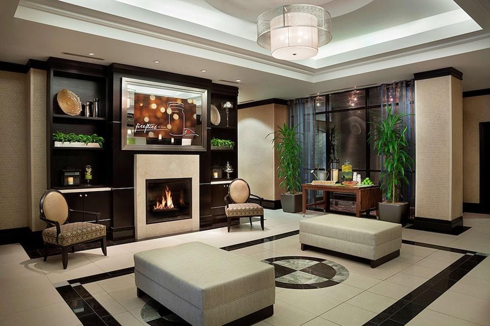 Revery Toronto Downtown, Curio Collection by Hilton photo 3