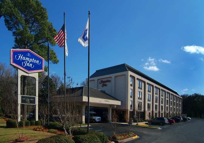 Wingate by Wyndham Charleston Coliseum