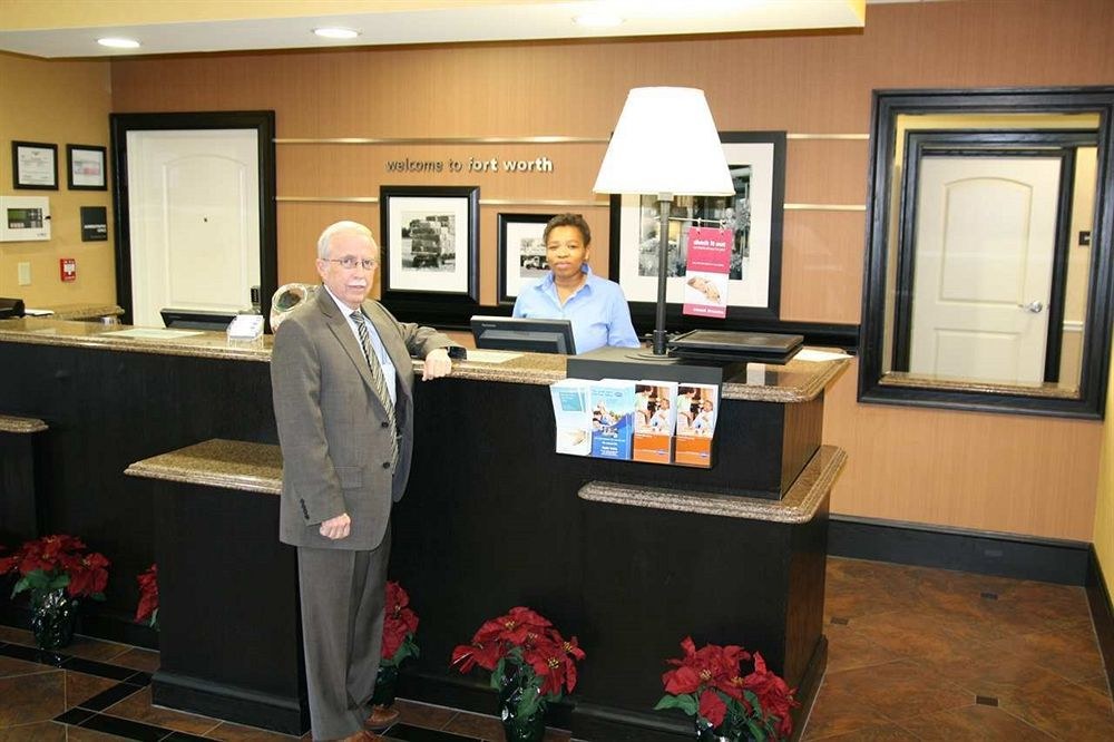 Hampton Inn & Suites Fort Worth-Fossil Creek photo 1