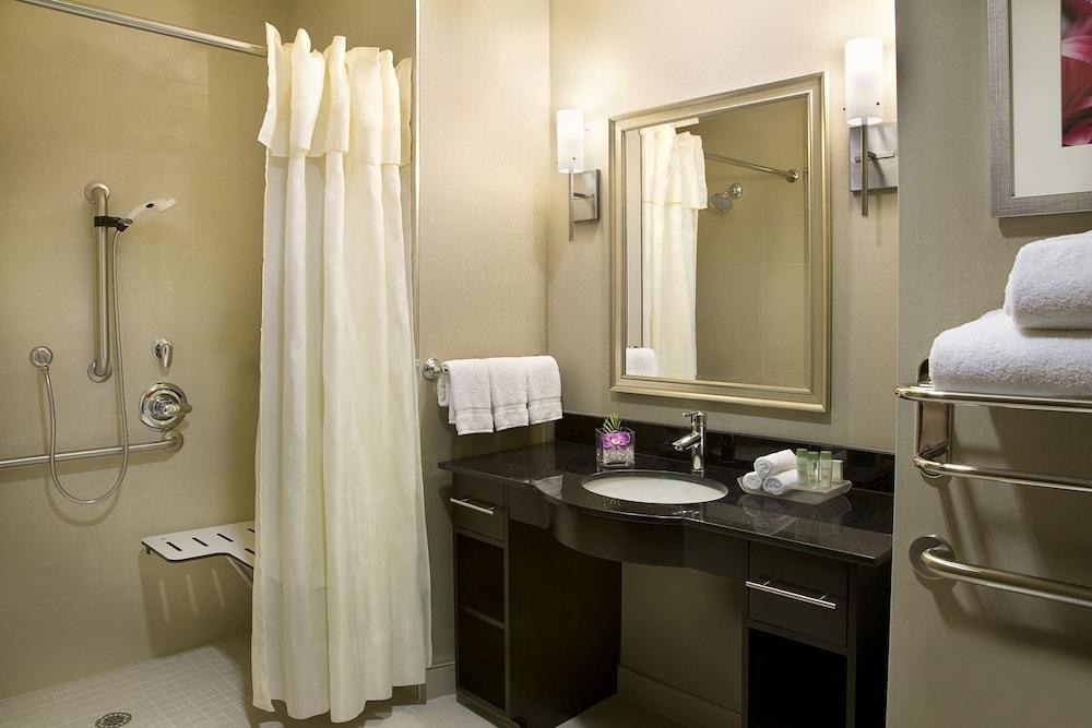 Homewood Suites by Hilton Toronto Vaughan photo 4