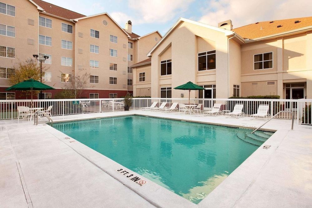 Homewood Suites by Hilton Tallahassee photo 2