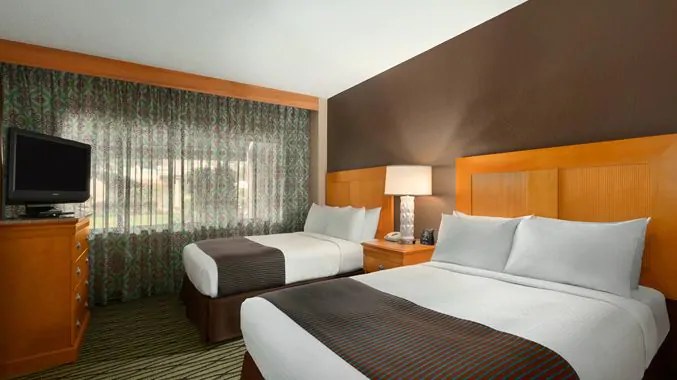 DoubleTree Suites by Hilton Orlando - Disney Springs Area photo 4