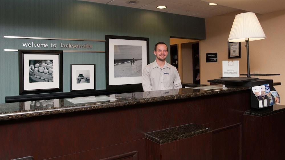Hampton Inn Jacksonville-I-295 East/Baymeadows photo 4