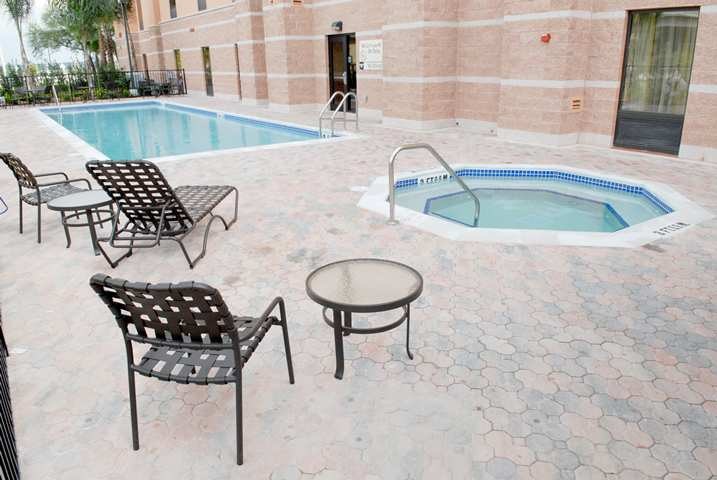 Hampton Inn & Suites Orlando-South Lake Buena Vista photo 4