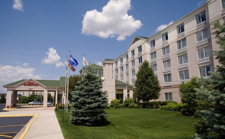 Hilton Garden Inn Chicago/Oakbrook Terrace photo 2