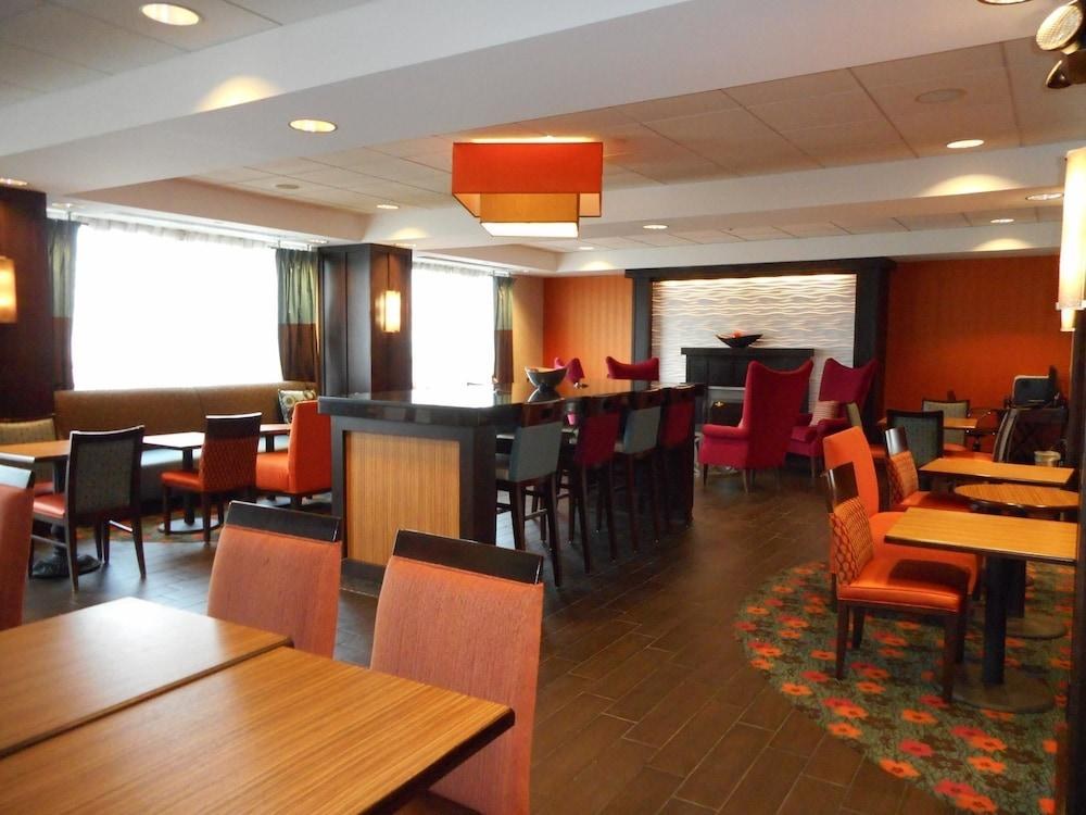 Hampton Inn Ithaca photo 3