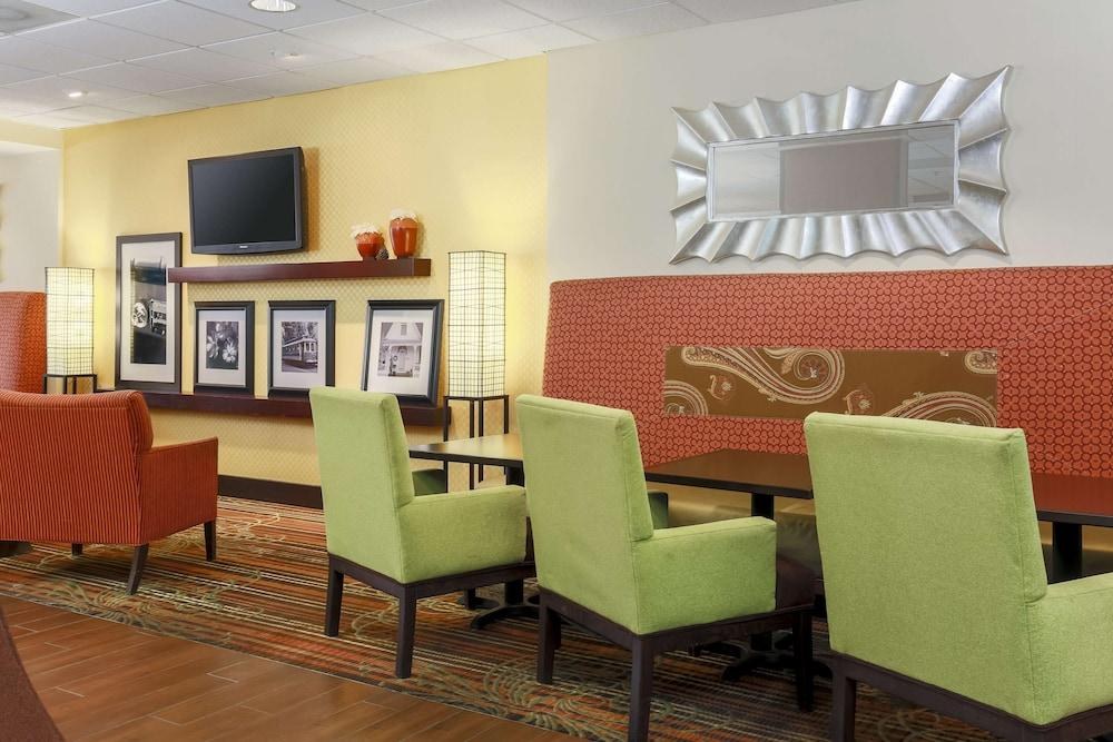Hampton Inn Memphis-Walnut Grove/Baptist Hospital East photo 3