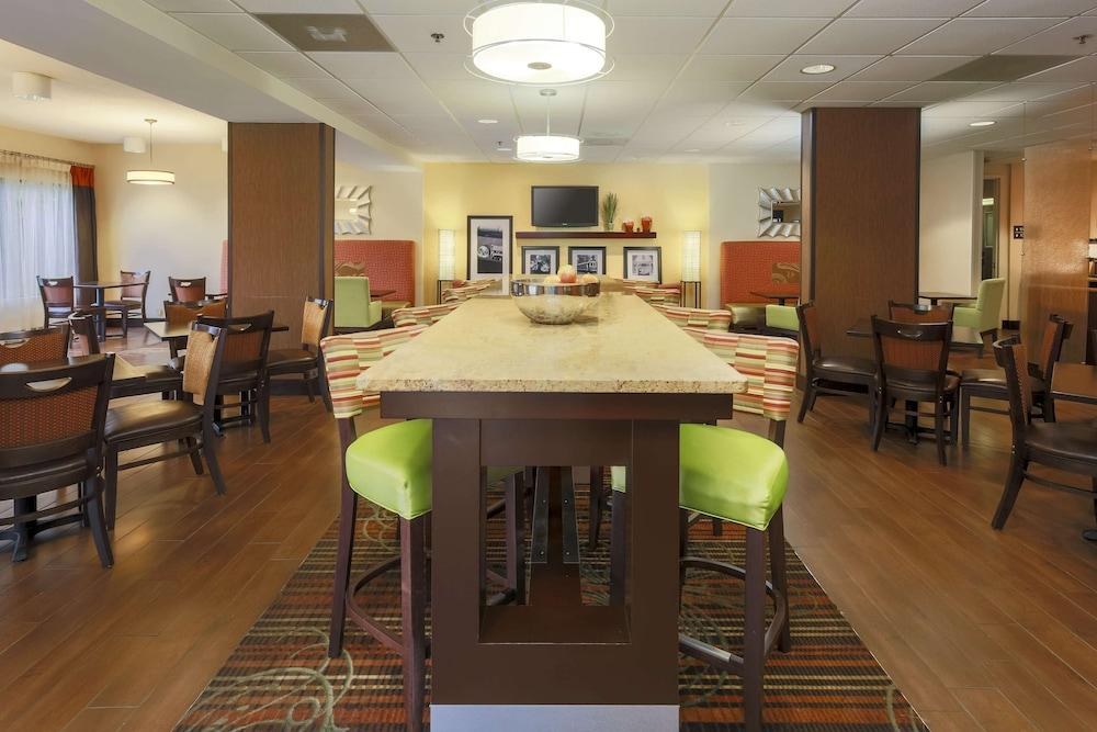 Hampton Inn Memphis-Walnut Grove/Baptist Hospital East photo 4
