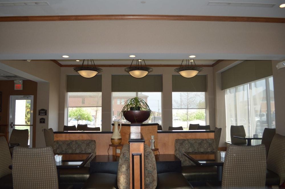 Hilton Garden Inn Tulsa South photo 4