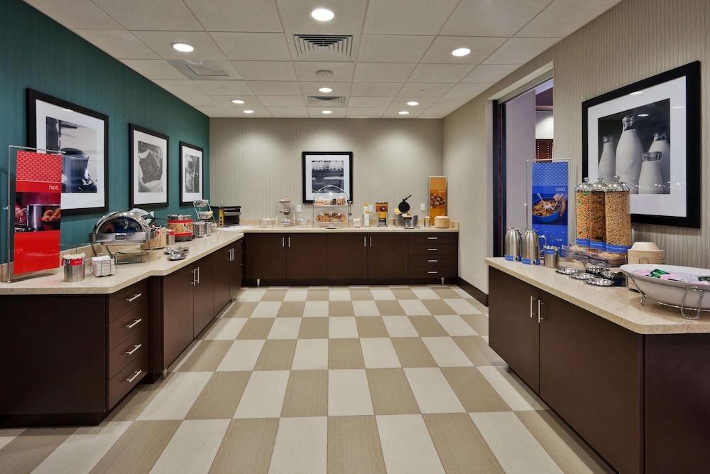Hampton Inn & Suites Denver/Airport-Gateway Park photo 4