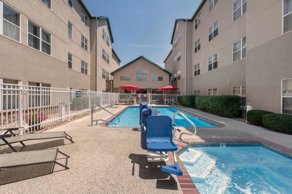 Homewood Suites by Hilton Kansas City/Overland Park photo 1