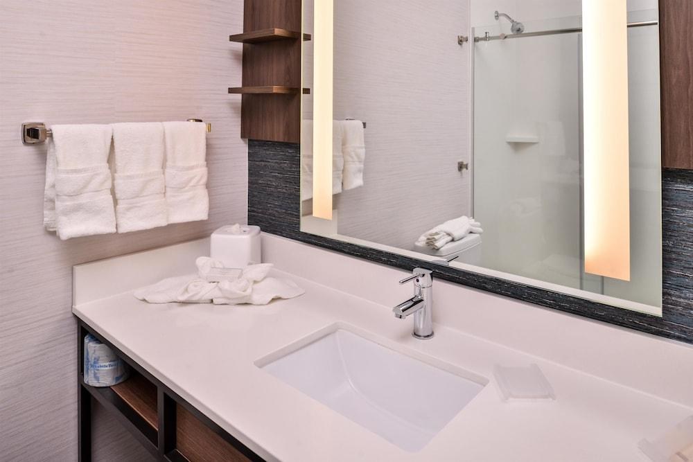 Hilton Garden Inn Salt Lake City Downtown photo 2