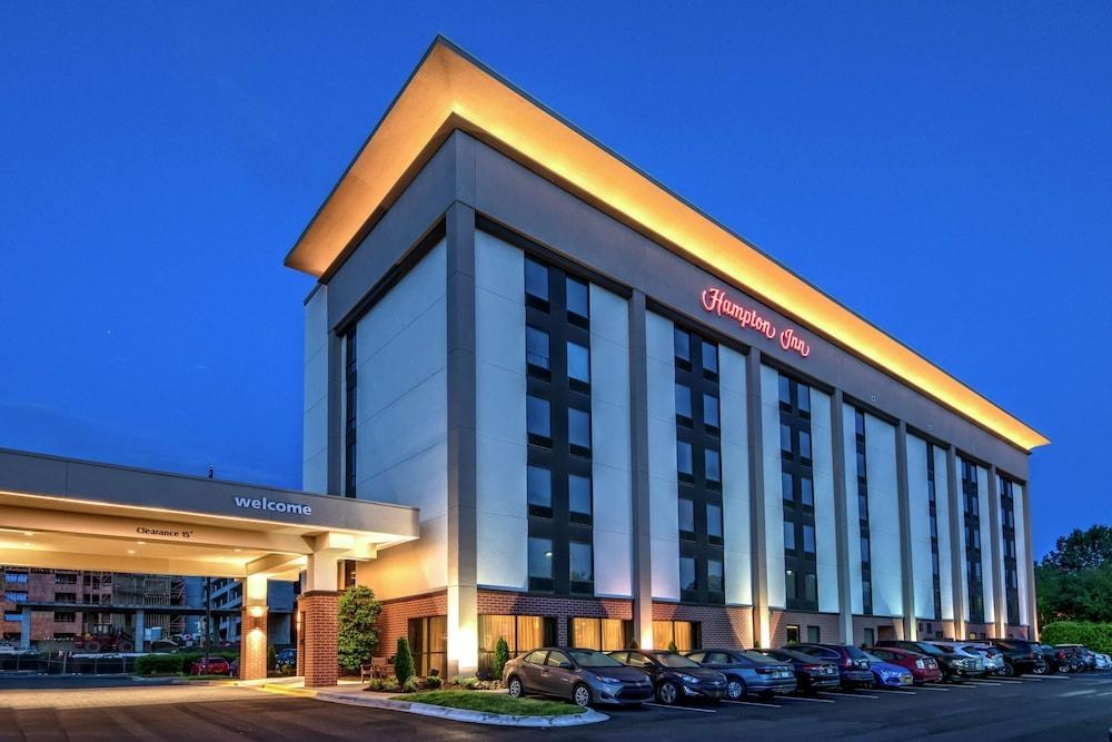 Hampton Inn Charlotte-University Place photo 3