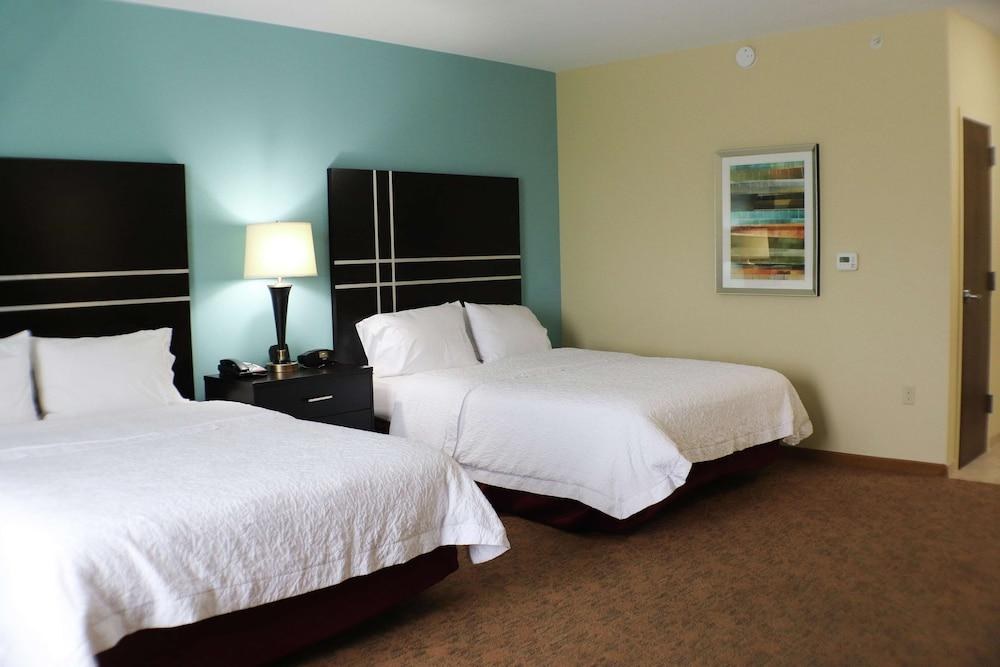 Hampton Inn Austin/Oak Hill photo 2