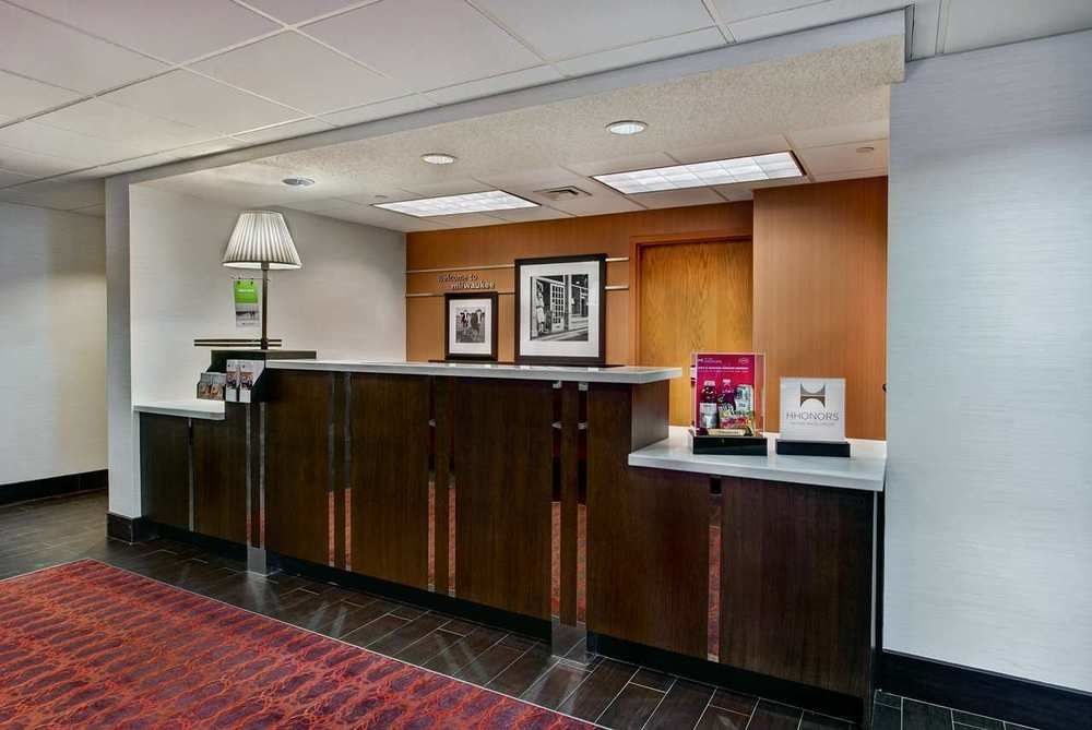 Hampton Inn Milwaukee-Northwest