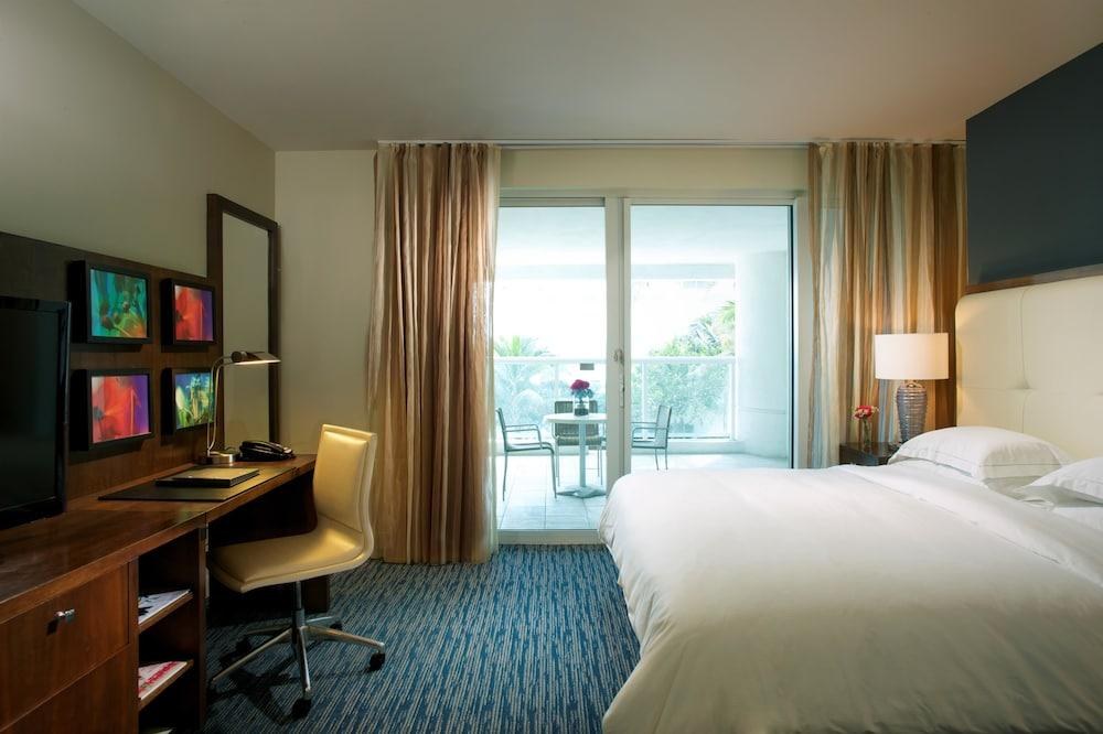 Hilton Fort Lauderdale Beach Resort photo 3