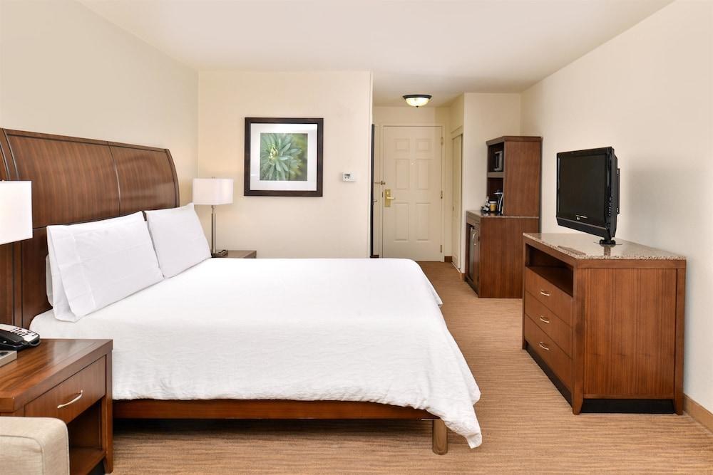 Hilton Garden Inn Dallas/Addison photo 2