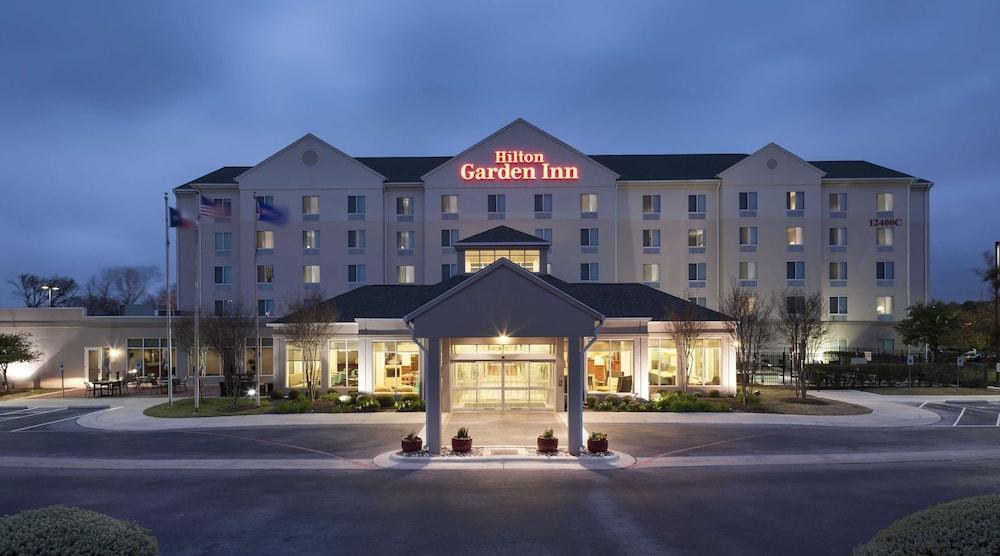 Hilton Garden Inn Austin North photo 2