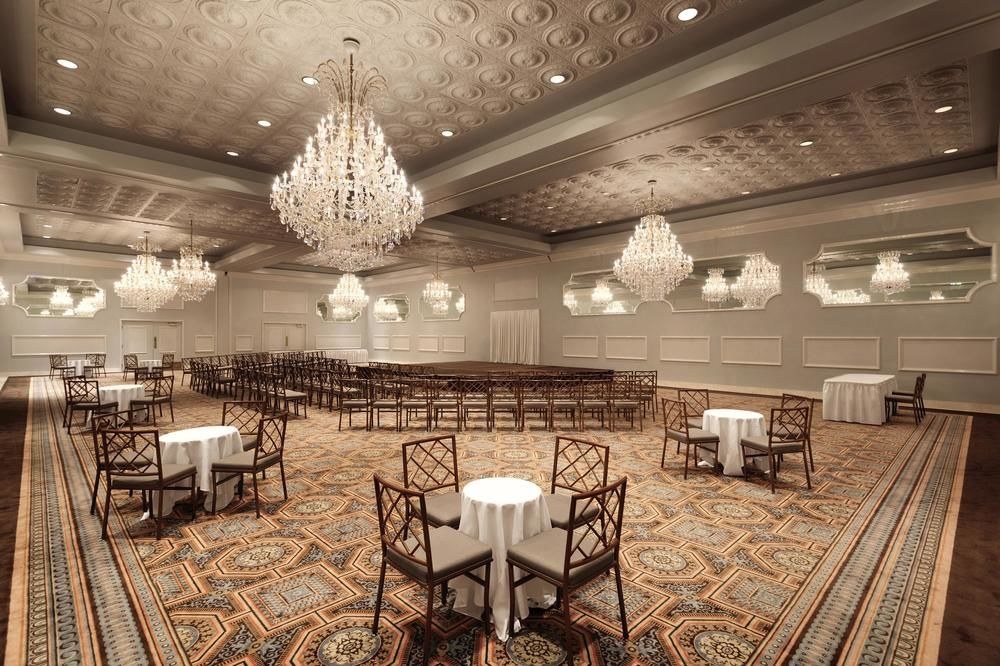 Hilton Chicago/Oak Brook Suites photo 1