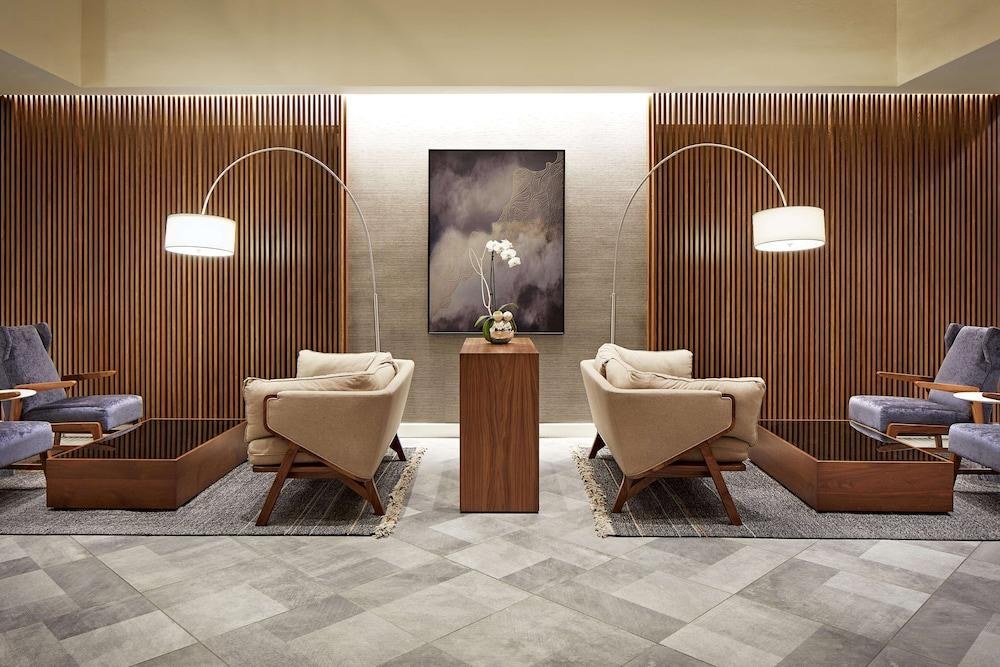 Hilton Pasadena photo 2