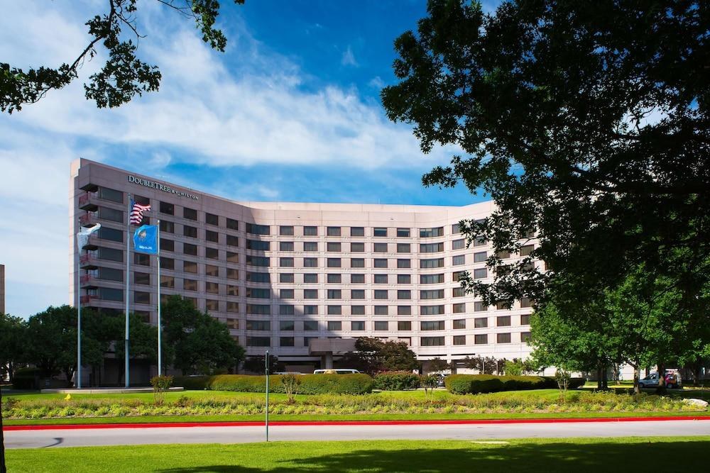 DoubleTree by Hilton Tulsa - Warren Place photo 4